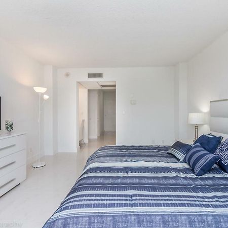 Ocean Reserve Sunny Isles Miami Beach Exterior photo